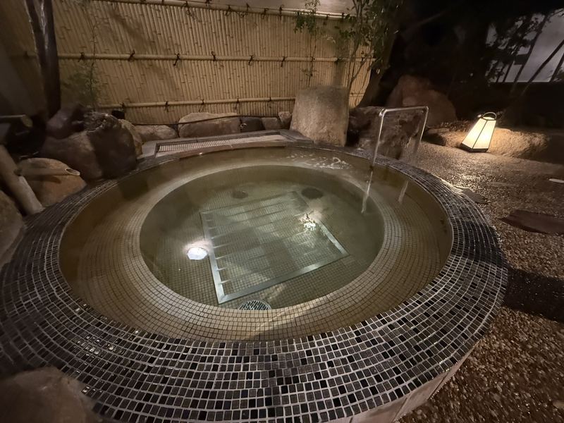壺湯