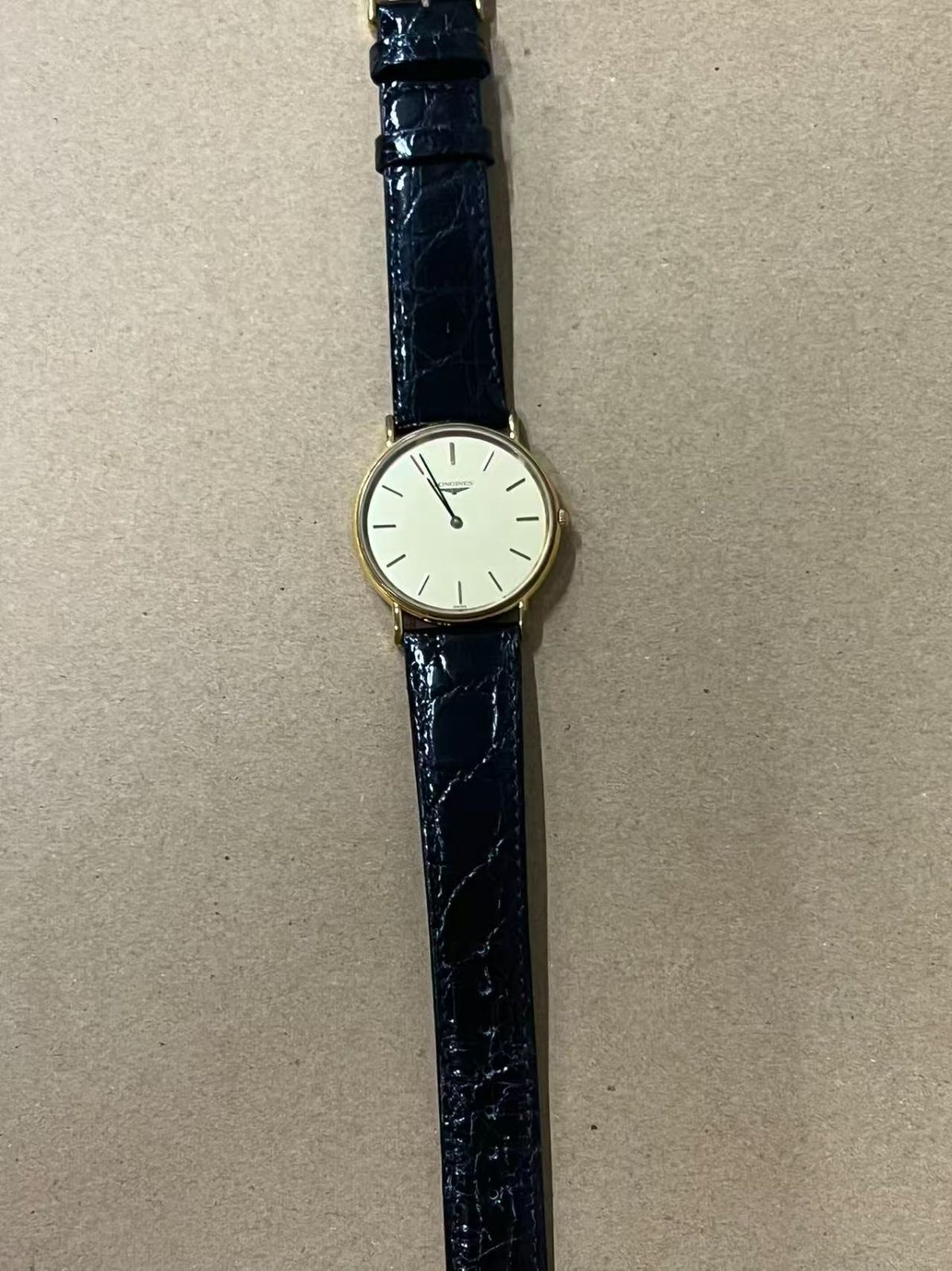 LONGINES